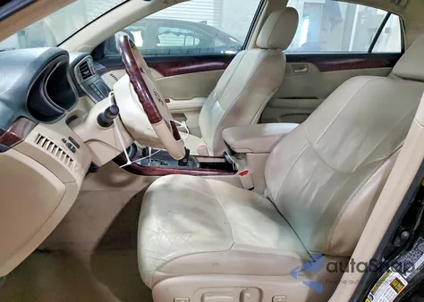 2011 Toyota Avalon Base z USA, uszkodzony, nr VIN 4T1BK3DB9BU385341